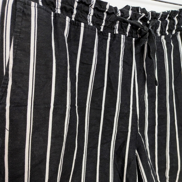 Jachs Girlfriend Black and White Striped Women's Shorts #21 - Picture 3 of 7